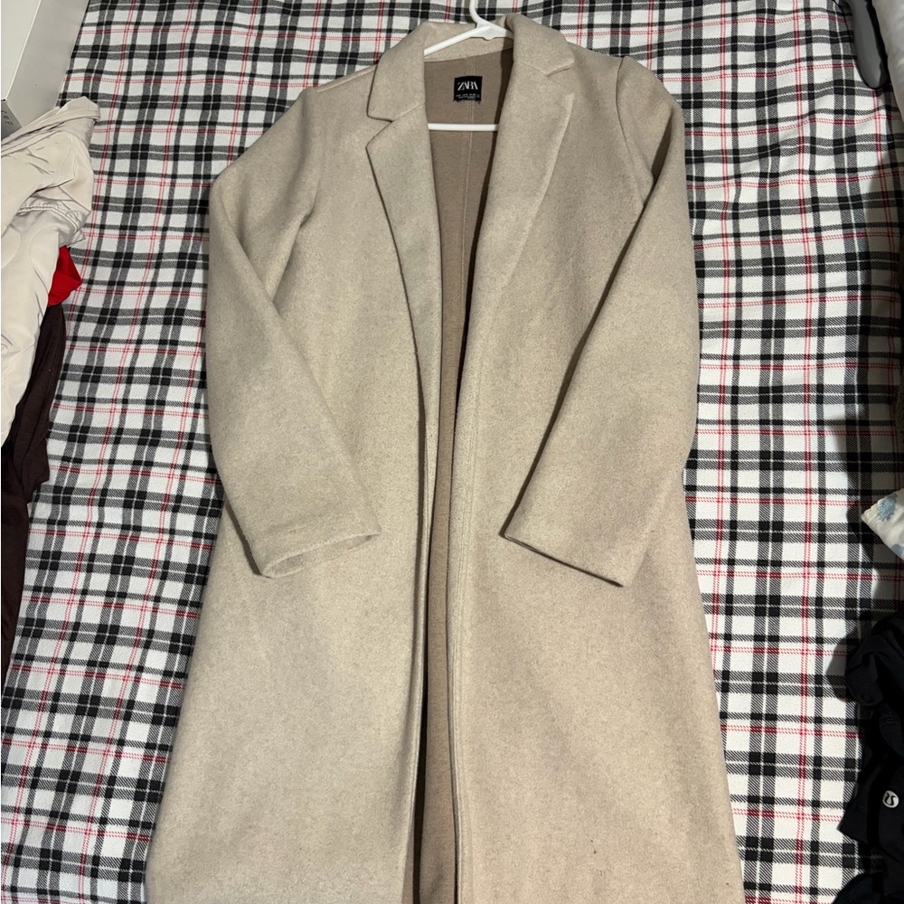 Zara Beige Cream Long Coat - Picture 2 of 4